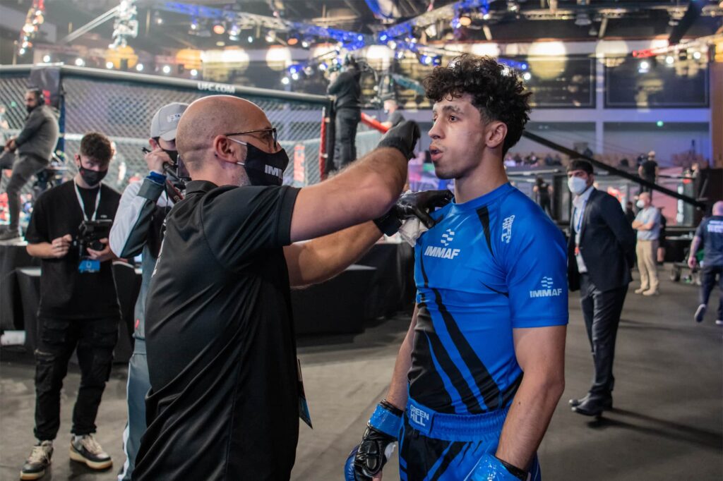 Featherweight division shines on Day 1 of the 2021 Worlds