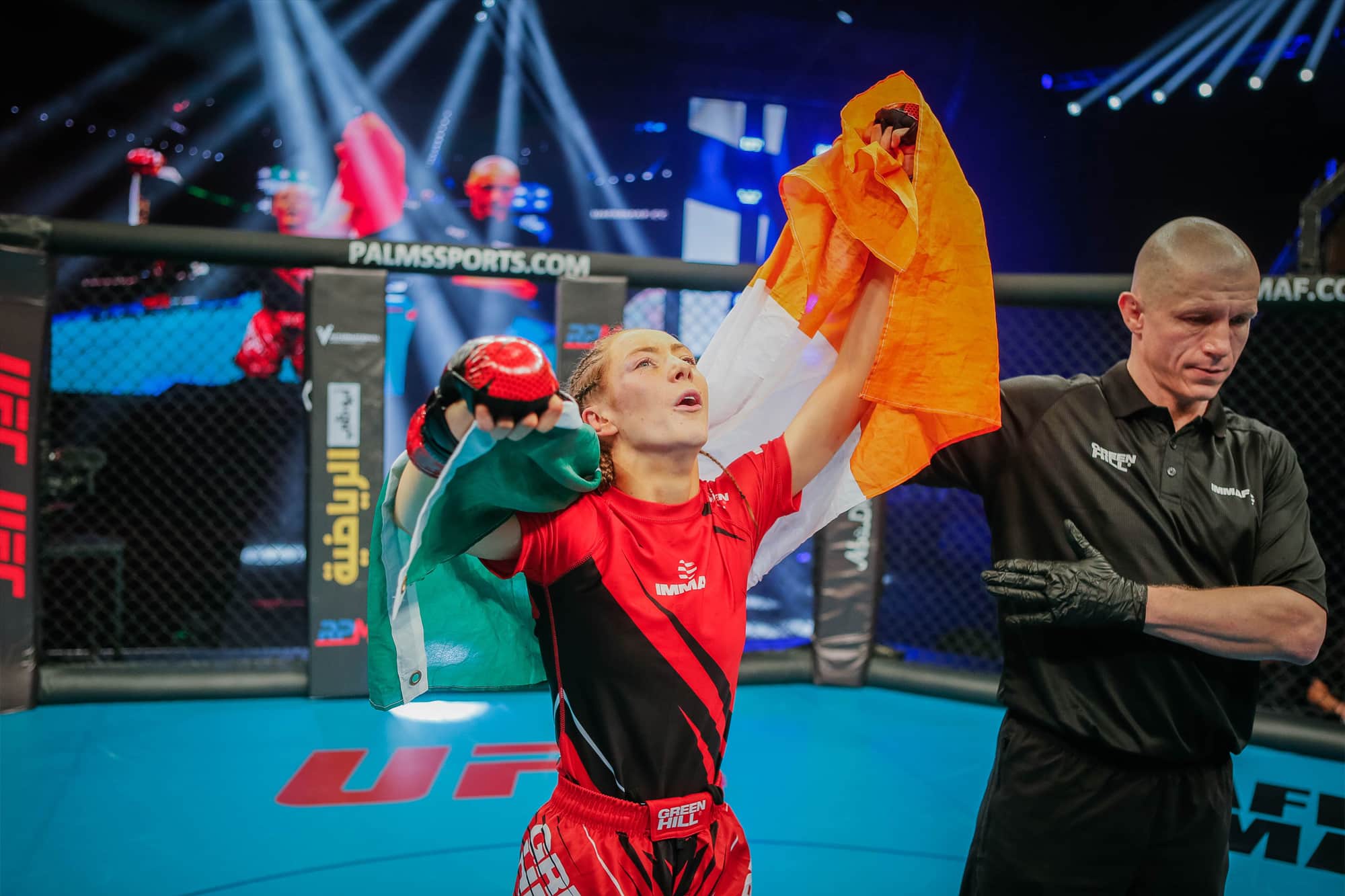 2021 Atomweight World Champion Nadine Abbott-Bisset Signs Pro Deal With Combate Global